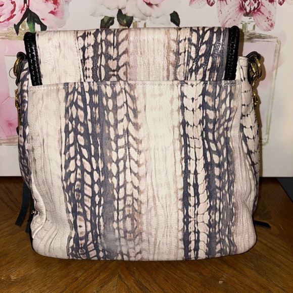 Aimee Kestenberg Stylish Black and Cream Snake Print Women's Hobo Bag - Picture 2 of 8